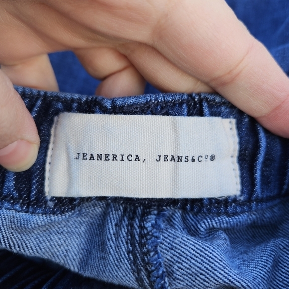 Jeanerica Jeans denim pull-on elastic waist high rise shorts SEE MEASUREMENTS - Picture 4 of 5